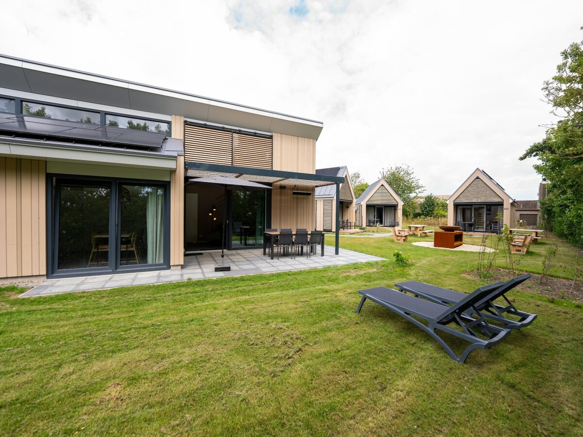 Holiday park Villa in Breskens near the Beach - Outdoor photo 2
