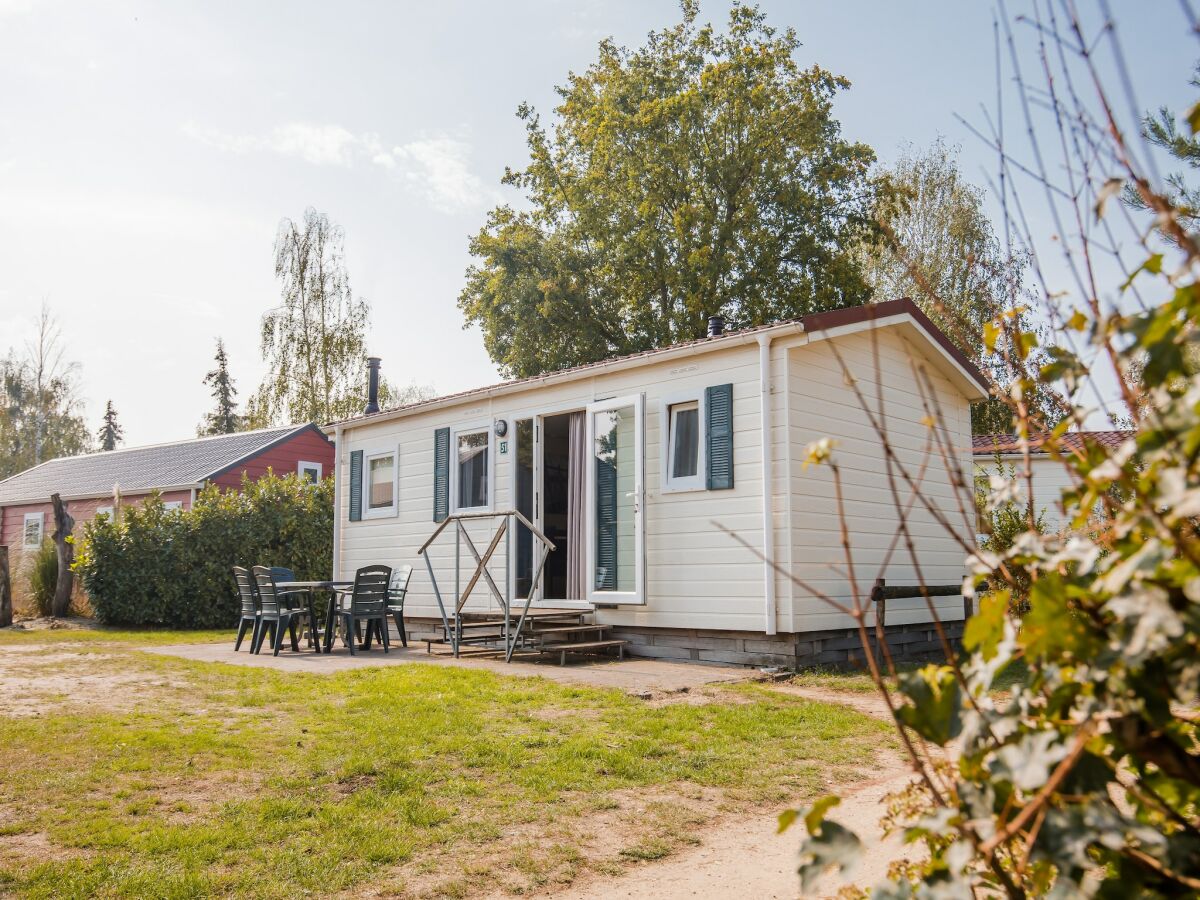 Holiday park Chalet by the Water in Leukermeer