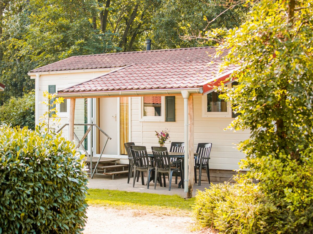 Holiday park Chalet am Leukermeer Ufer - Outdoor photo 2