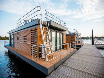 Holiday park Houseboat in Netherlands near Holiday Park - Holiday park