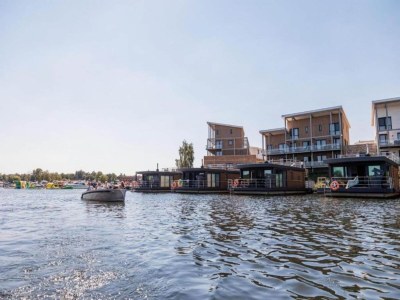 Holiday park Lodge by Rhine with Stunning Water Views - Environment photo 16