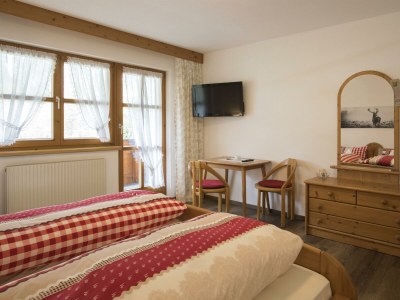 Holiday room Doppelzimmer 2 mit Dusche, WC - Features photo 29