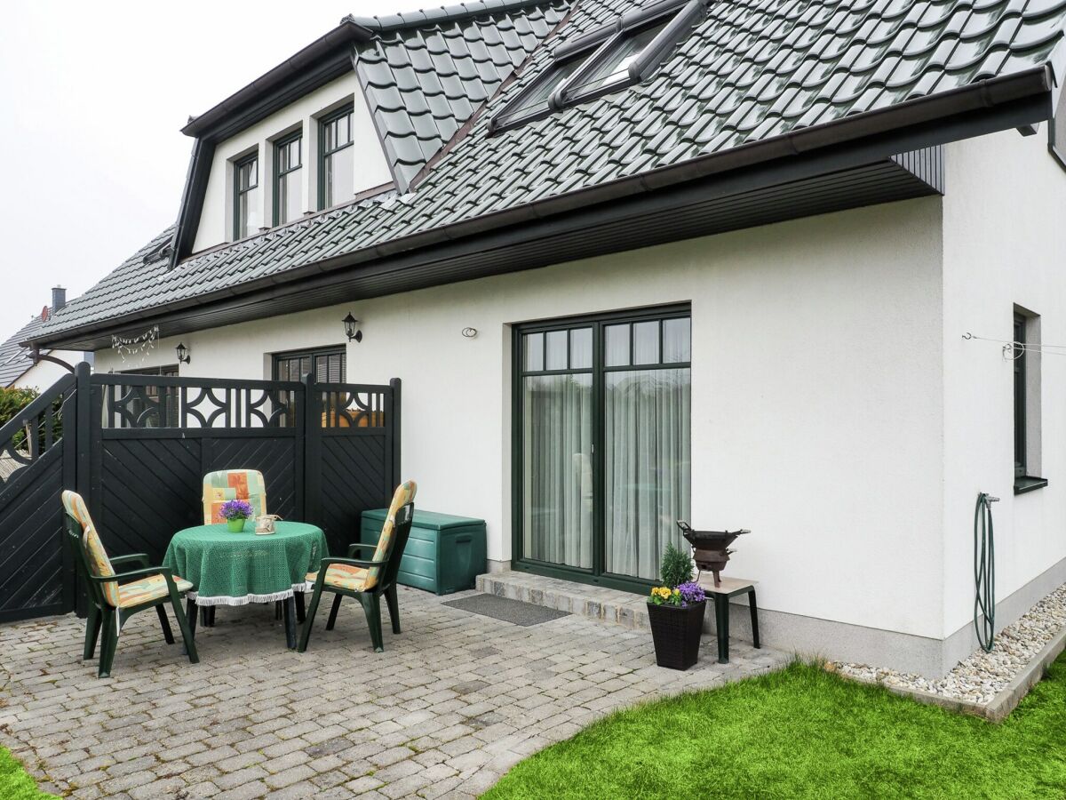 Apartment Modernes Apartment in Kühlungsborn mit Garten - Outdoor photo 2