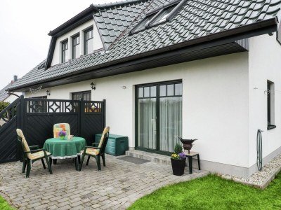 Apartment Modernes Apartment in Kühlungsborn mit Garten - Outdoor photo 2