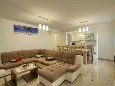 Villa Aurora - Mar with pool, beach 150m - Features photo 12