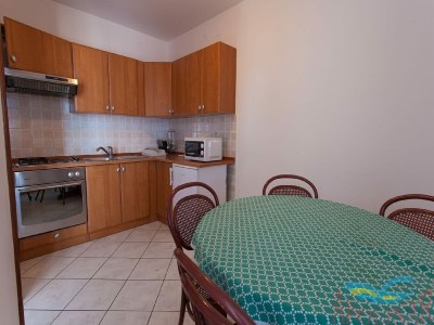 Apartment Apartment in Croatia with Sea View Terrace - Features photo 9