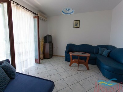 Apartment Apartment in Croatia with Sea View Terrace - Features photo 10