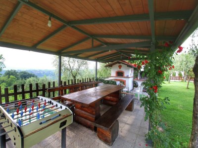 Holiday house Grazioso Agriturismo a Pian di Scò con Barbecue - Outdoor photo 32