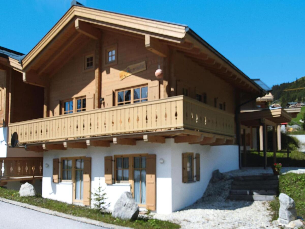 Chalet Chalet in Königsleiten near Hohe Tauern - Outdoor photo 3