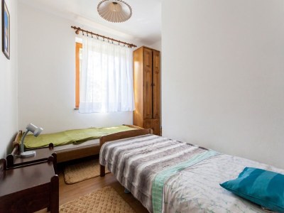 Apartment Apartment in Malinska with Terrace - Features photo 9