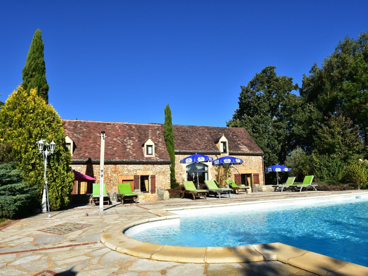Holiday house Schönes Ferienhaus mit beheiztem Pool - Outdoor photo 3