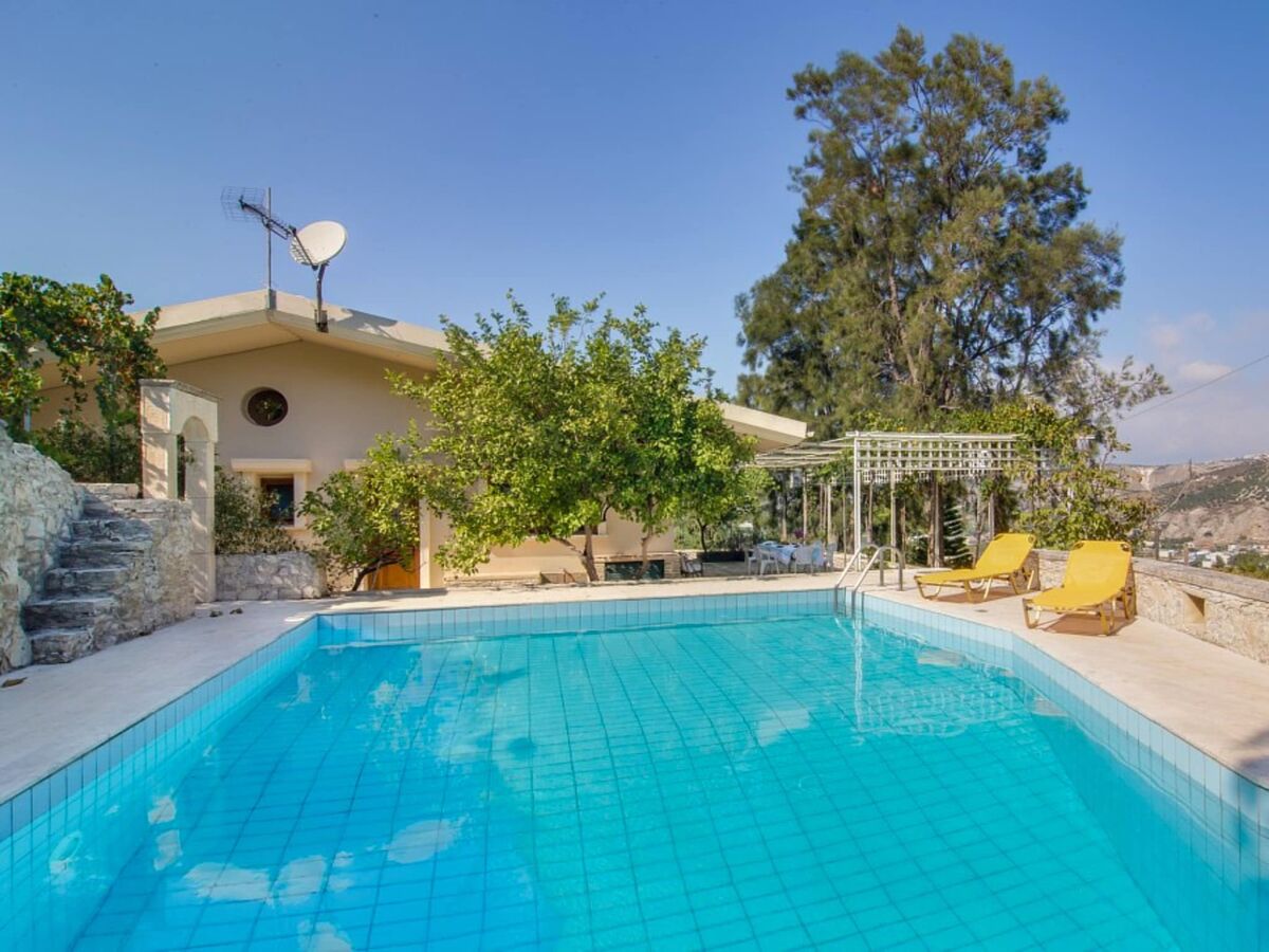 Villa Villa in Crete with Private Pool & Views