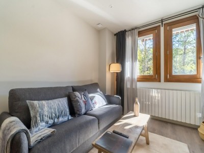 Apartment Stone Home in Benasque near Scenic Lake - Apartment