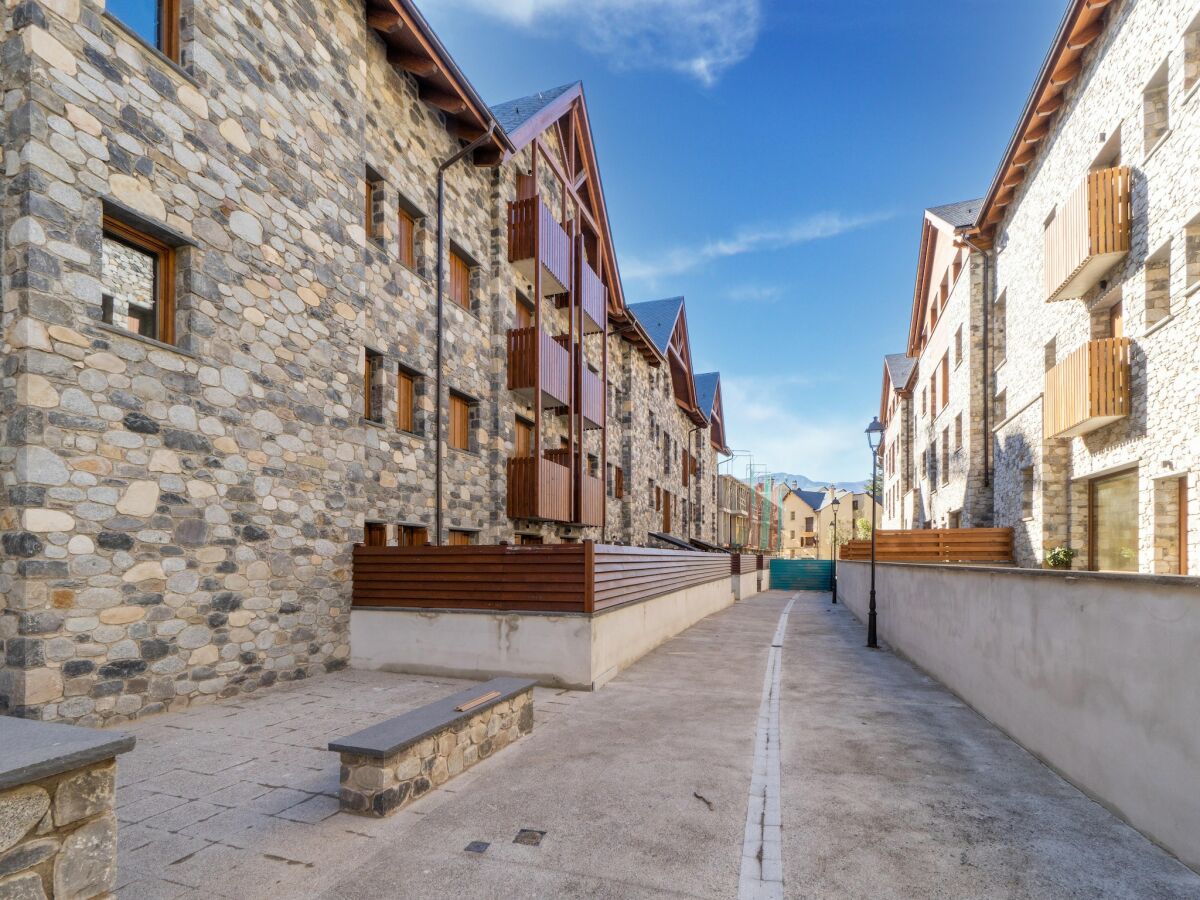Apartment Steinhaus bei Benasque und See - Outdoor photo 3