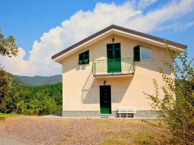 Holiday house Holiday Home in Sesta Godano near Lake - Outdoor photo 9