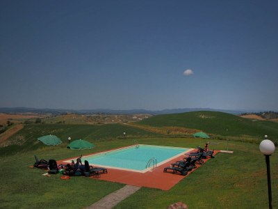 Farmhouse Rustic Tuscan Farmhouse - Outdoor photo 8