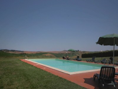Farmhouse Rustic Tuscan Farmhouse - Outdoor photo 10