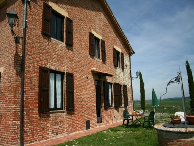 Farmhouse Rustic Tuscan Farmhouse - Outdoor photo 12