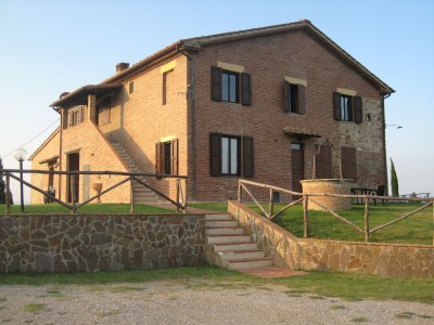 Farmhouse Rustic Tuscan Farmhouse - Outdoor photo 14