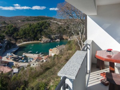 Holiday house Nora – 50 m² große Terrasse mit Meerblick in der Altstadt von Vrbnik - Outdoor photo 5