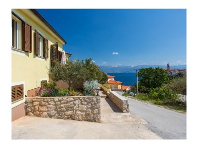 Holiday apartment Ulikva 1 – Meerblick, Spielplatz und hundefreundlich - Outdoor photo 6
