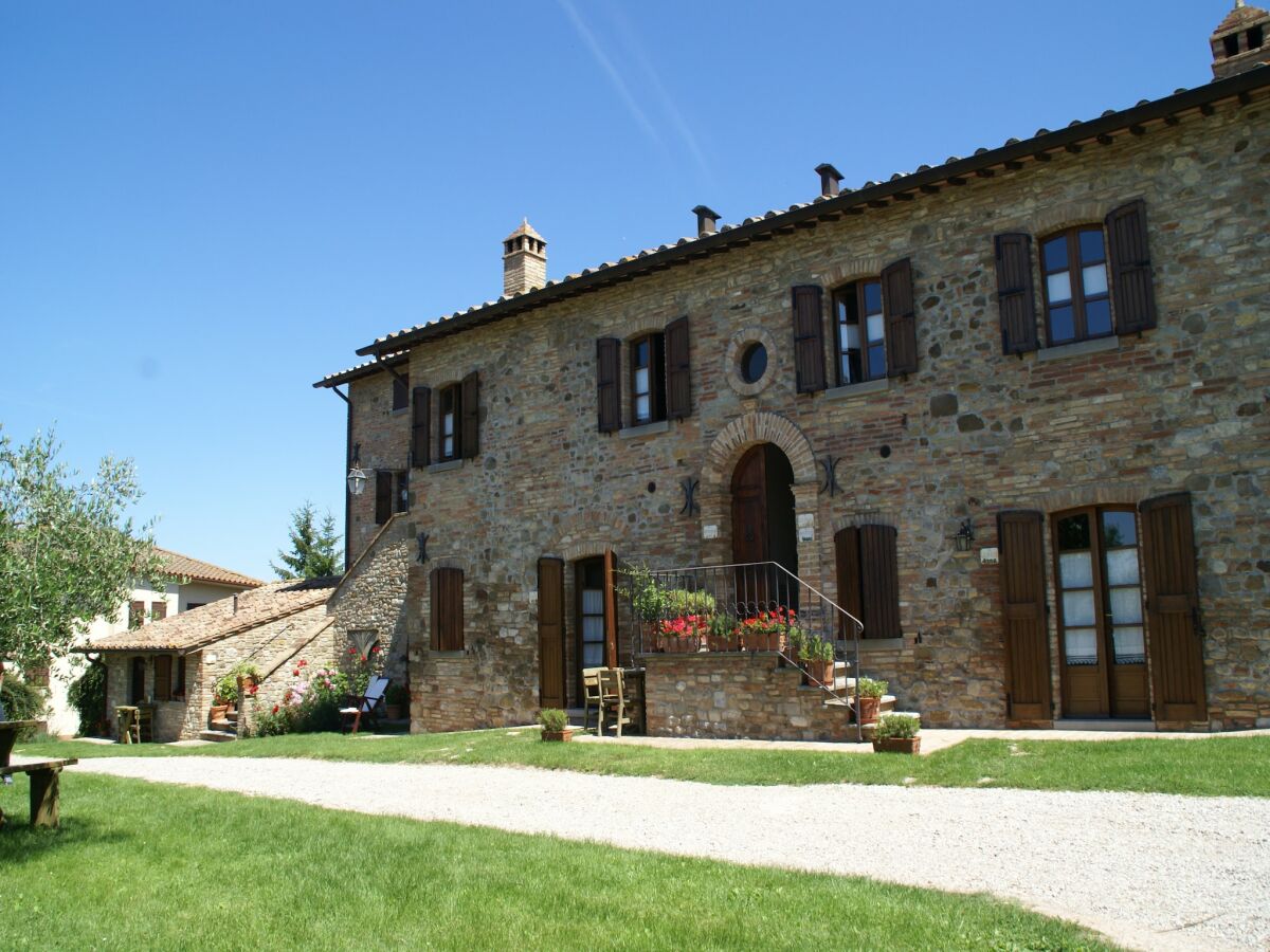 Holiday house Holiday Home in Montone with Pool & Garden