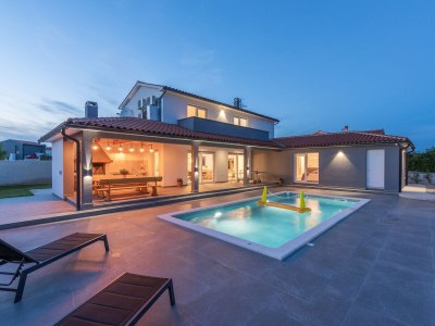 Villa Franco in Štokovci - Villa
