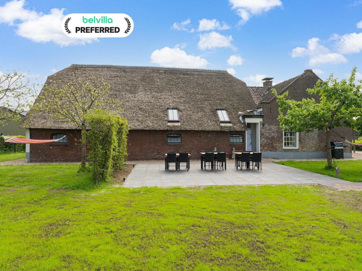 Holiday house Bauernhaus mit Terrasse in Montfoort