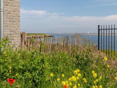 Apartment Apartment in Sint-Annaland by Oosterschelde - Outdoor photo 5
