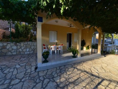 Apartment Apartments Dobrila - Two Bedroom Apartment with Terrace - A2 - Outdoor photo 9