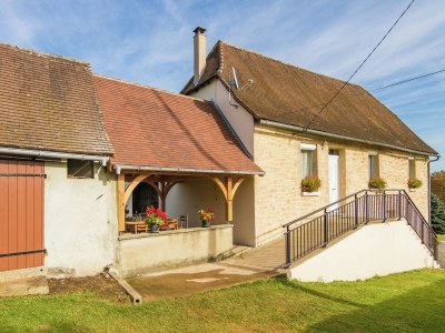 Holiday house Schönes Ferienhaus in der Nähe von See und Wald - Outdoor photo 7