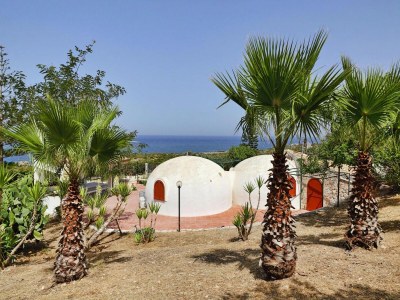 Holiday park Iglu-Haus Plemmirio mit Meerzugang & Pool - Outdoor photo 6