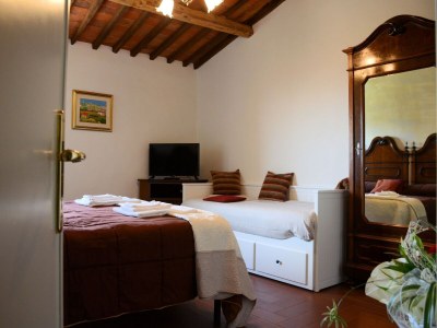 Villa Semplice casa vacanze a Pistoia con terrazza - Features photo 27