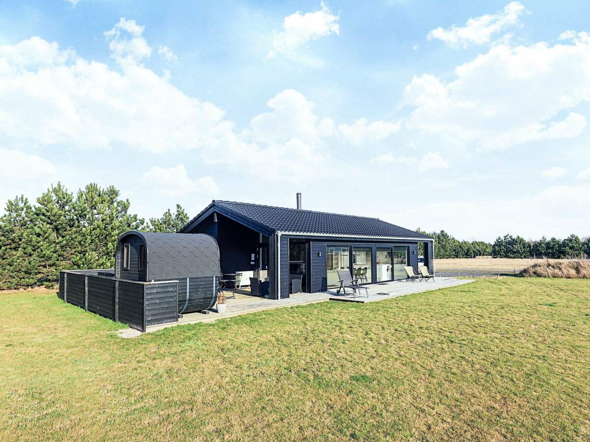 Holiday house 9 Personen Ferienhaus in Væggerløse-By Traum