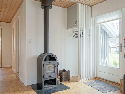 Holiday house Strandparadies mit Kiefern -- By Traum Ferienwohnungen - Outdoor photo 8