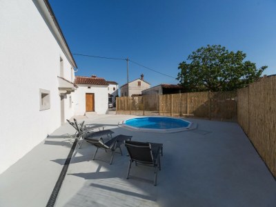 Holiday house Bezaubernde Villa in Kringa mit privatem Pool - Outdoor photo 6