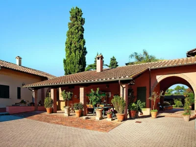 Holiday park Wohnung in Vinci mit Pool & Wellness - Outdoor photo 3