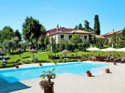 Holiday park Wohnung in Vinci mit Pool & Wellness - Outdoor photo 13