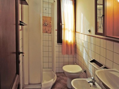 Holiday park Wohnung in Vinci mit Pool & Wellness - Features photo 18