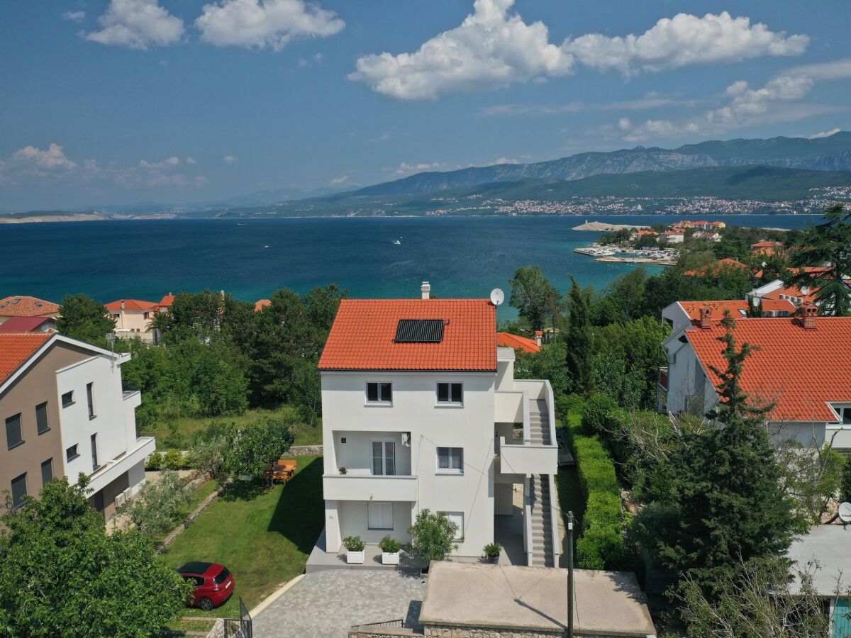 Apartment Apartment in Šilo on Krk Island - Outdoor photo 4