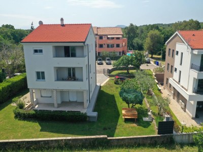 Apartment Apartment in Šilo on Krk Island - Outdoor photo 7