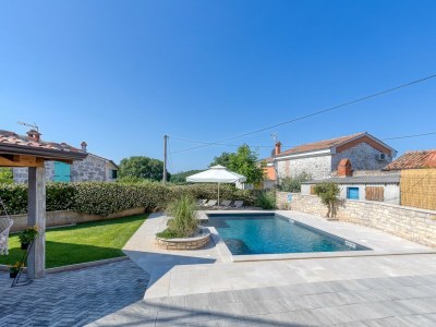 Villa Karolina in Dračevac - Villa