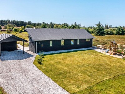Holiday house 9 person holiday home in Hirtshals - Outdoor photo 5