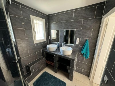 Holiday house Schöne Villa in der Nähe von Village des Vans - Features photo 37