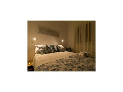 Apartment Apartment Boris (ST) - Two Bedroom Apartment with Terrace and Jacuzzi in Trogir Area - Apartment
