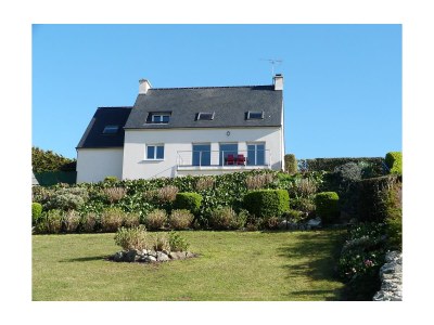 Holiday house 622-Ker An Enez,sea view, the beach at the end of the garden in Esquibien - Holiday house