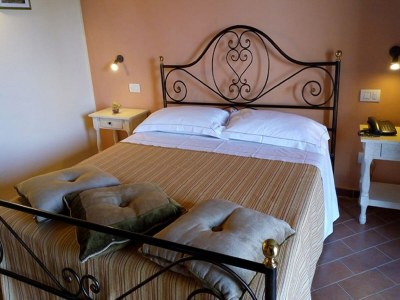 Holiday house Apartment in Umbria with Infinity Pool Views - Features photo 13
