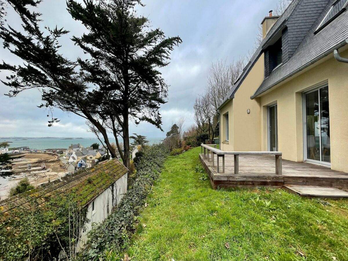 Holiday house Ferienhaus in Terenez mit Meerblick - Outdoor photo 3