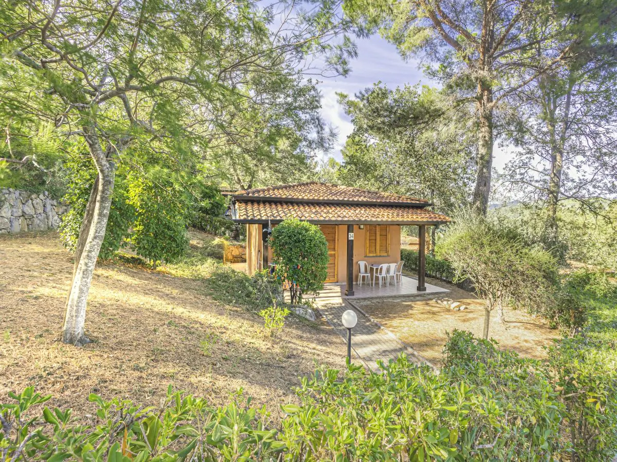 Bungalow Ferienanlage Villaggio Colombo mit Gemeinschaftspool in Andora