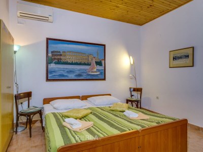 Holiday house MELITA cozy terrace and large garden - Features photo 21